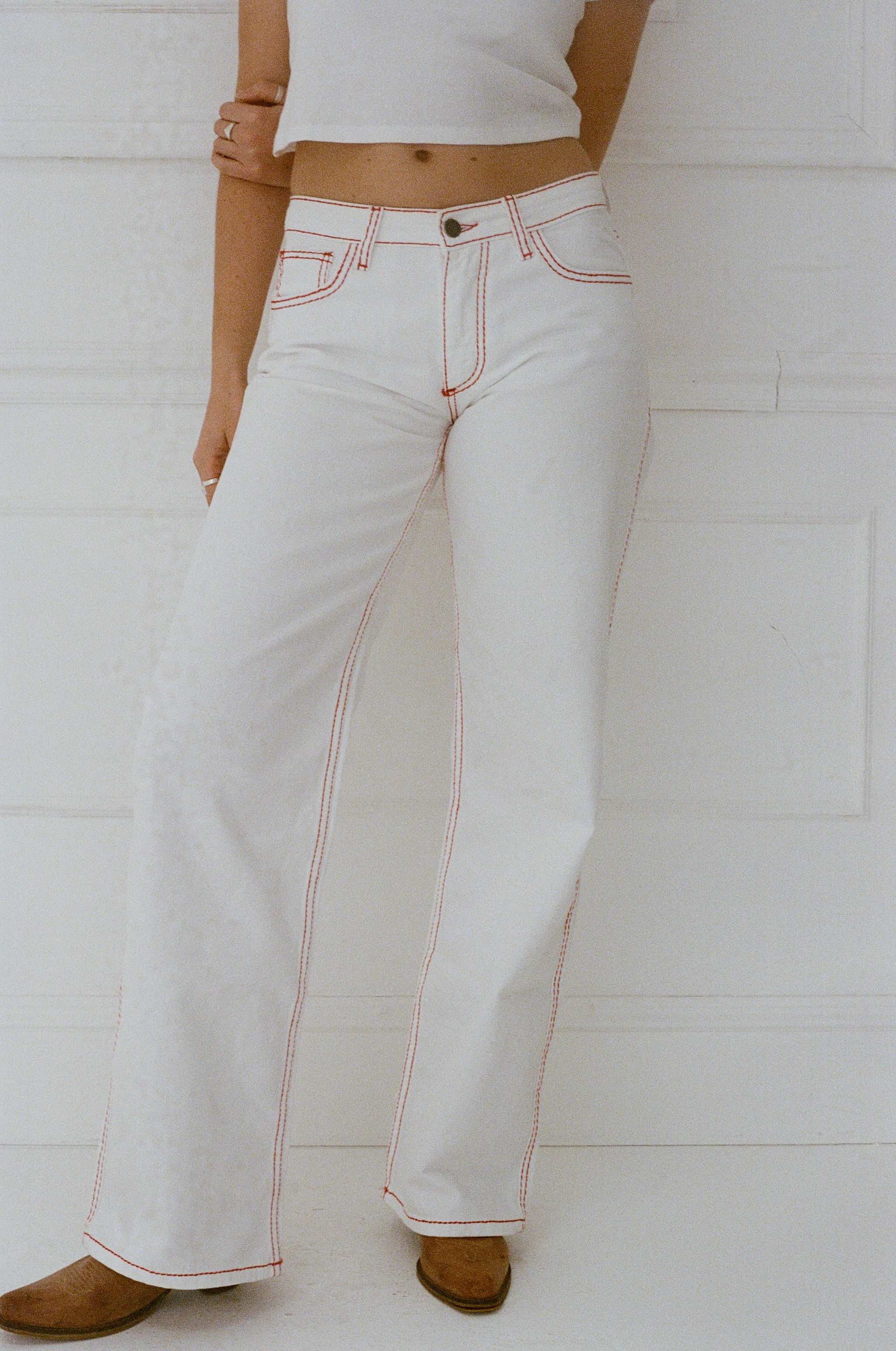 Lila Jeans - White & Red - Image 7